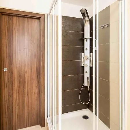 Uno Casa de hóspedes 4*