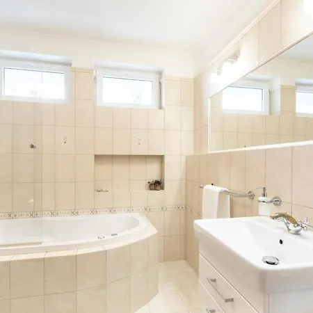 Uno Gasthof 4*