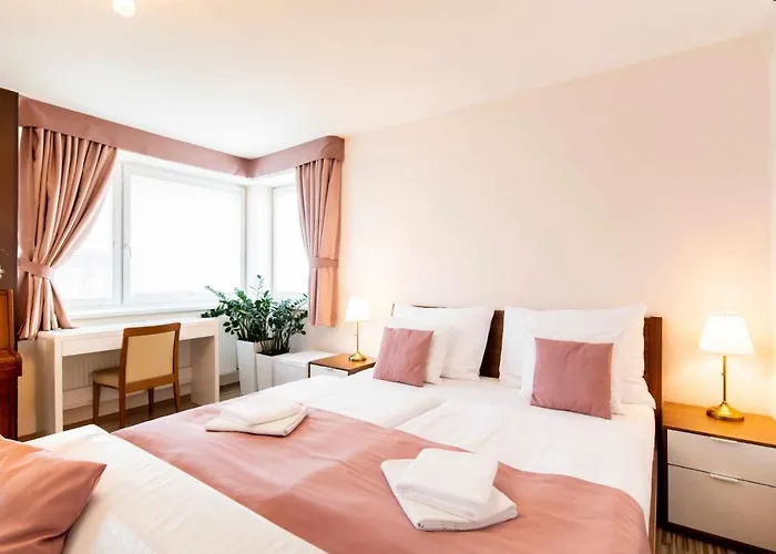Uno 4* Zlín